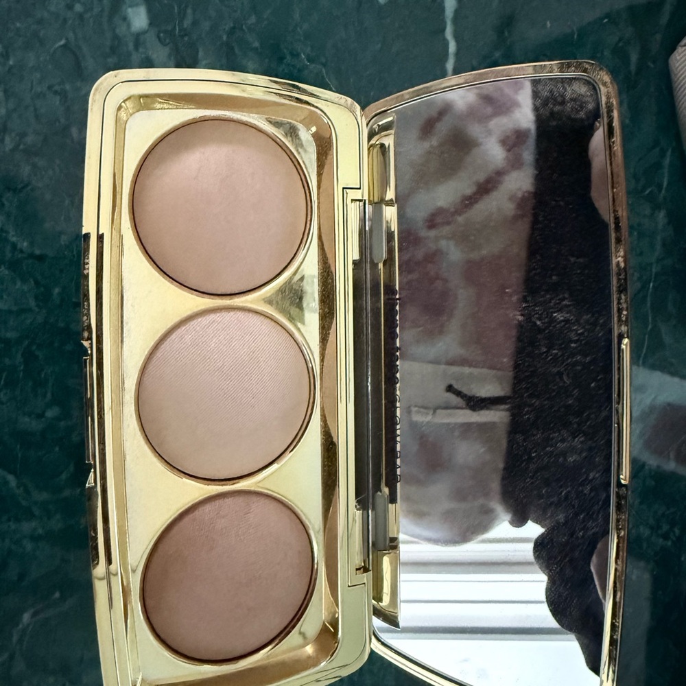 Tarte Highlighter Trio Palette with dial ended blush for a Radiant Glow